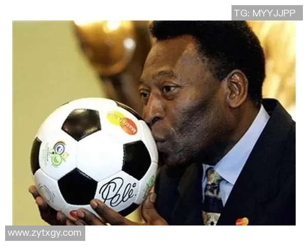 皇帝照:足球传奇的荣耀瞬间展现球王风采 皇帝照:足球传奇的荣耀瞬间展现球王风采